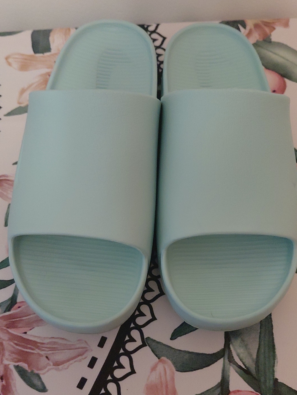 Nike Women's Mint Slide Sandals
